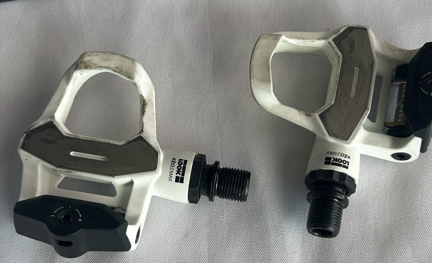 Look Keo 2 Max White Black Road Cycling Pedals with Grip Cleats
