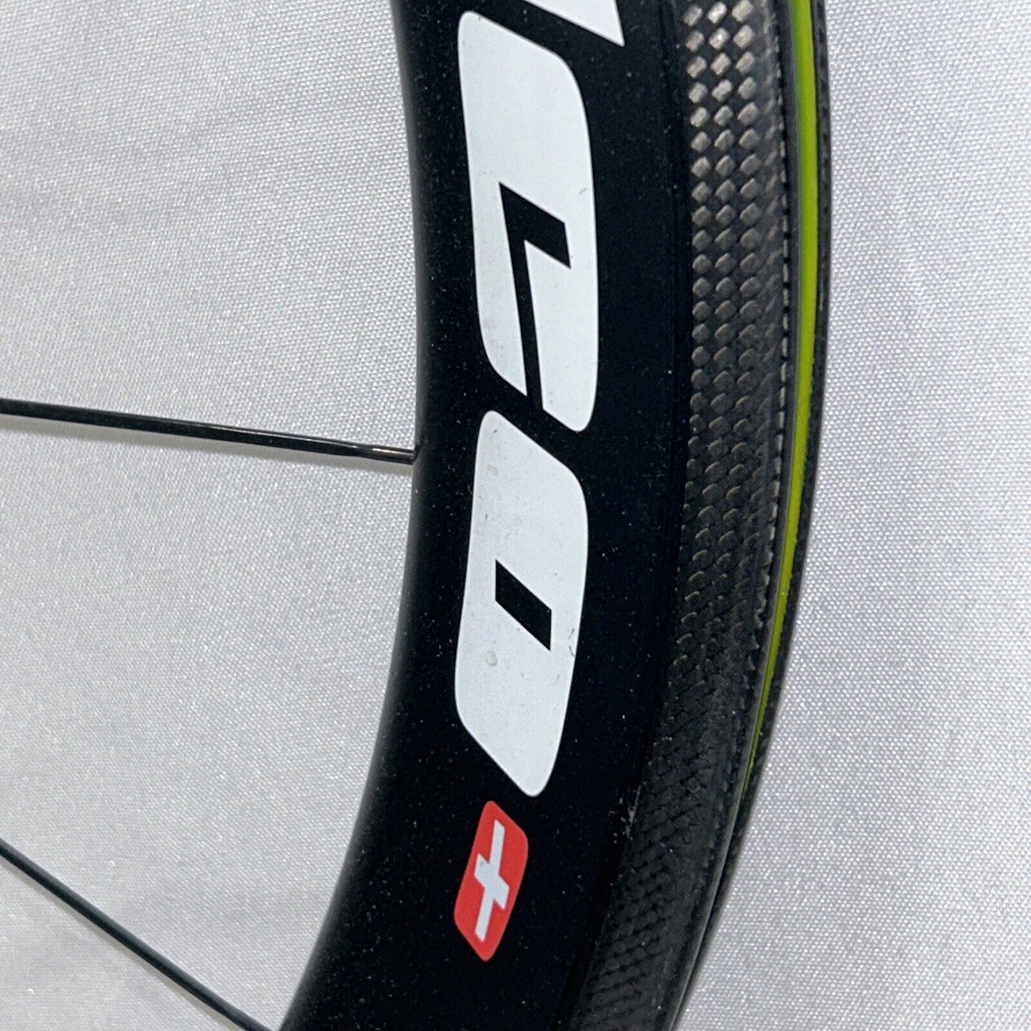 Carbon Front Wheel Rim Brake Edco + Aptera 700 c Clincher 100 mm Quick Release