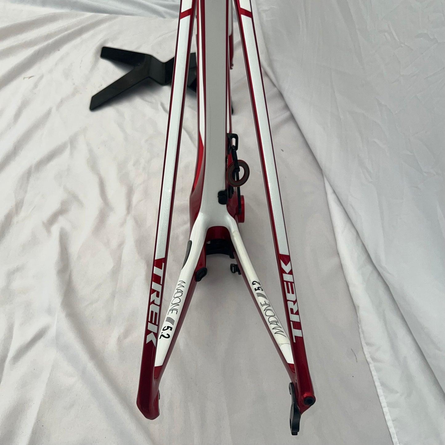 2014 TREK MADONE 5.2 FRAMESET RED/WHITE AERO 58 cm