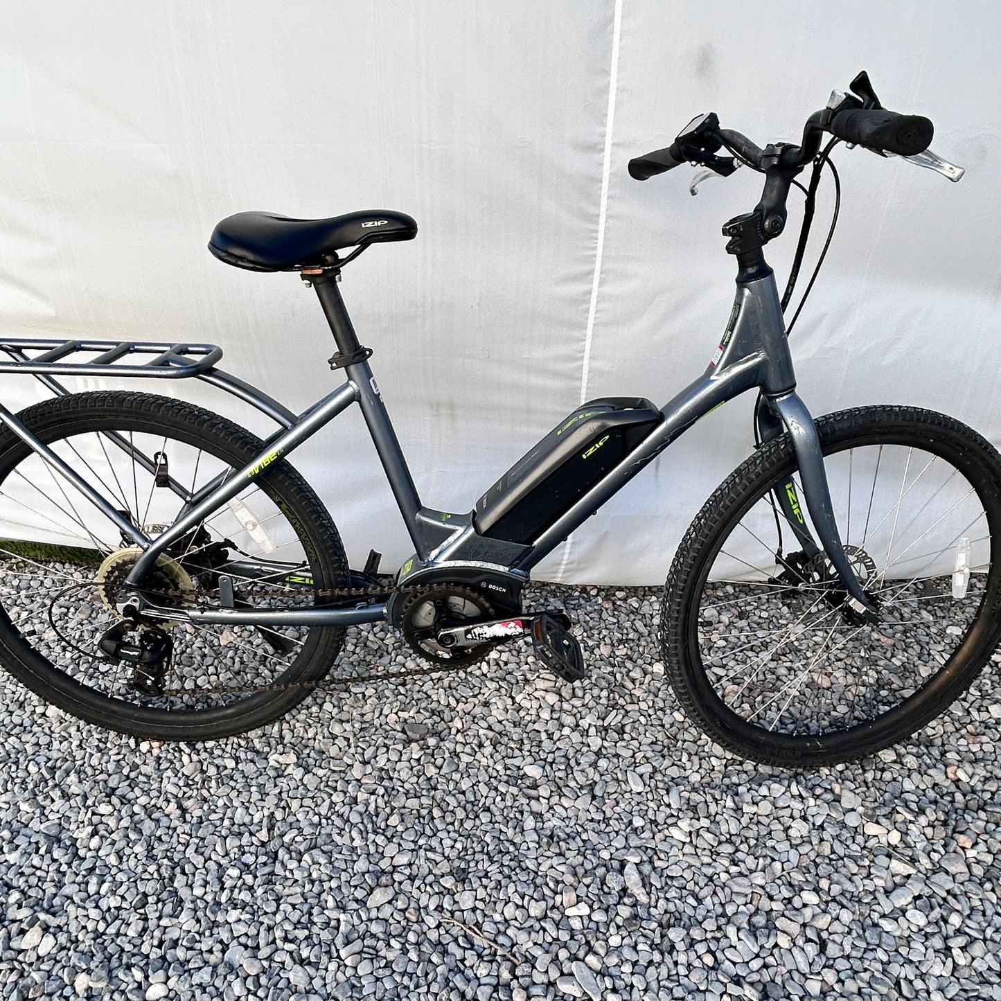 Izip Vibe 2.0 #23 Medium Grey 4,751 Miles Electric Bicycle