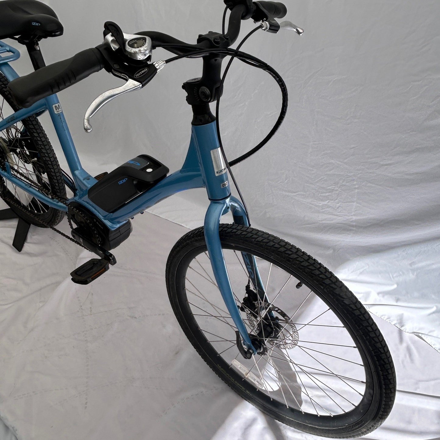 Izip Vibe 2.0 #92 Medium Blue 1,352 Miles Electric Bicycle Step-Thru